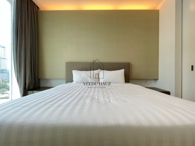 Deluxe One Bedroom Apartment